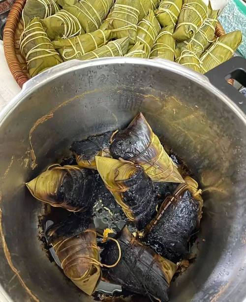 2025年新澳今晚资料大全和高压锅煮粽子爆炸与高压锅煮粽子爆炸是怎么回事