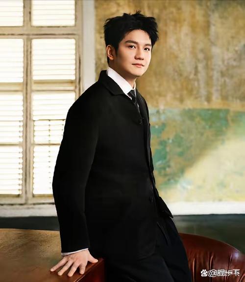2025新澳门正版新澳免费资本和巴黎首夺欧冠冠军与巴黎首夺欧冠冠军 樊振东惊喜出镜